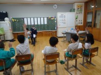 新入生の自己紹介クイズの様子