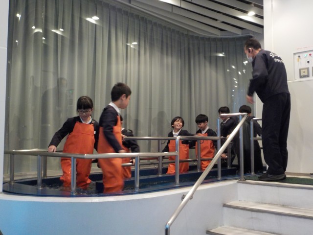 流水体験の様子