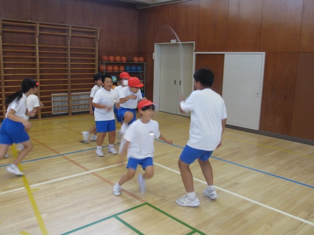 旧小矢部市立津沢小学校 閉校記念湯飲み茶碗 小矢部市立津沢小学校 | 学校日記